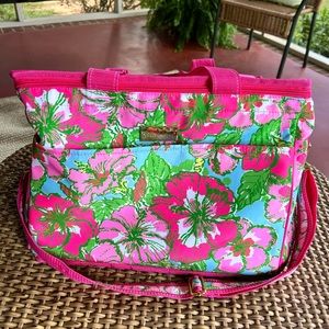 Lilly Pulitzer Insulated Cooler in Big Flirt